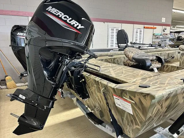 Slide: The Image of 2026 Lowe Skorpion SS boat with Mercury outboard motor. - 8