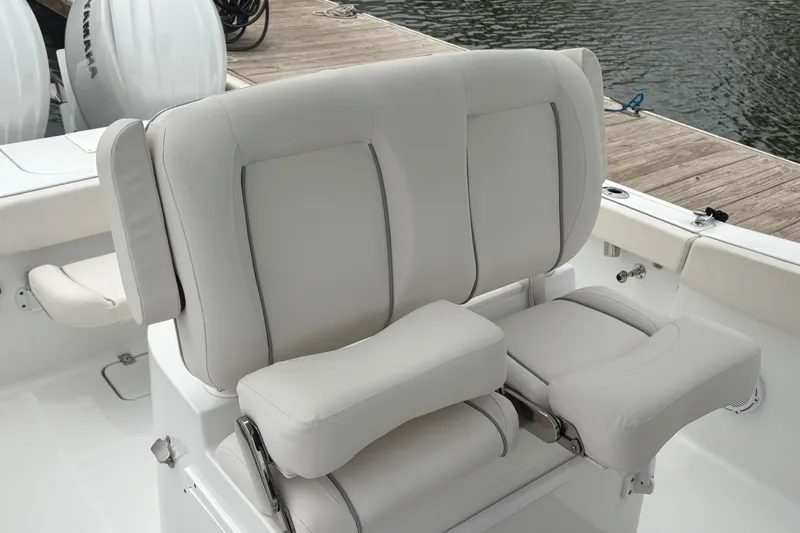 Slide: The Image of 2025 Sea Hunt Gamefish 25 boat seating, featuring comfortable white cushions and sleek design. - 37