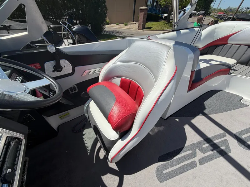 Slide: The Image of Interior of a 2015 MB SPORTS B52 23 boat. - 31