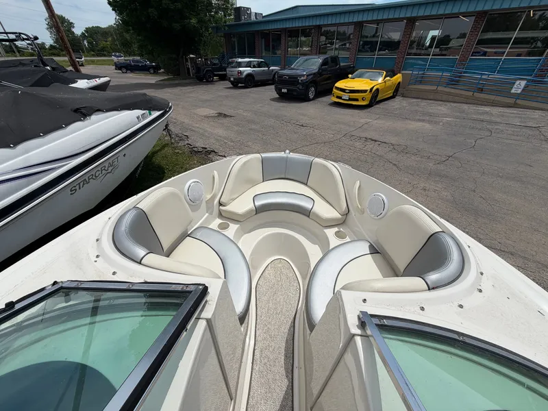 Slide: The Image of Interior view of a 2010 Sea Ray 185 SP/SS boat. - 30