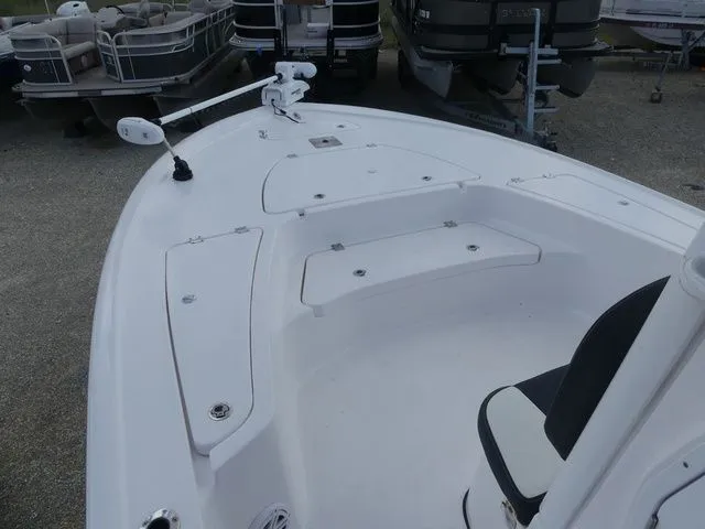 Slide: The Image of 2025 Tidewater 2410 Bay Max boat, front deck view. - 12