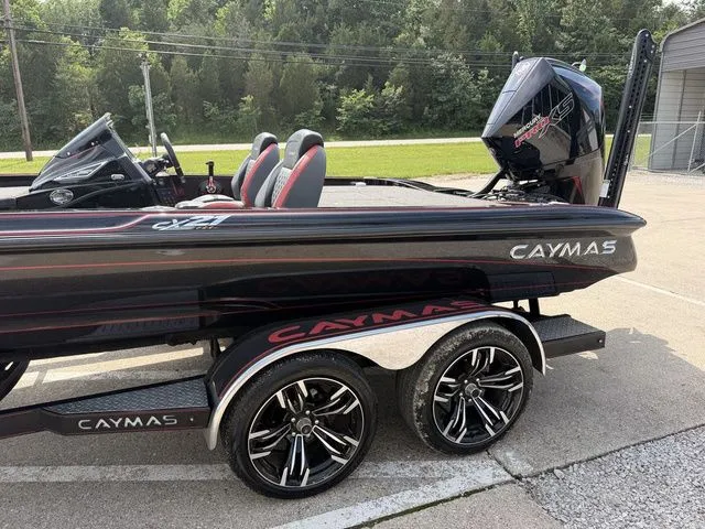 Slide: The Image of 2023 Caymas CX 21 PRO boat with trailer, side view. - 16