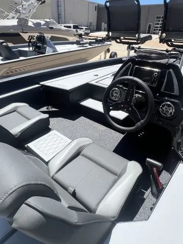 Slide: The Image of Interior of 2026 Xpress Boats HYPER-LIFT H18C with gray seats. - 13