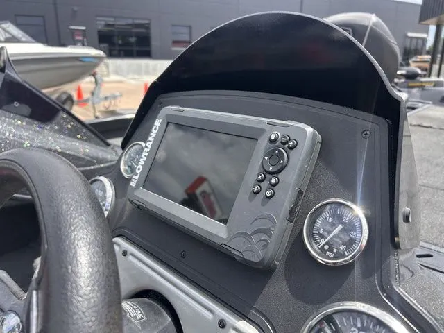 Slide: The Image of Lowrance fish finder on 2019 Ranger RT198P boat dashboard. - 6