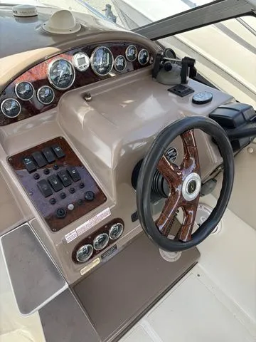 Slide: The Image of Helm console of a 2002 Regal Commodore 2765 boat. - 4