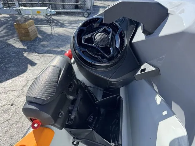 Slide: The Image of Close-up of the 2025 Sea-Doo FISH PRO control area. - 12