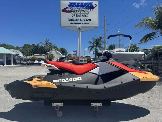 The Image of 2025 Sea-Doo Spark for 3 displayed at Riva Motorsports. - 1