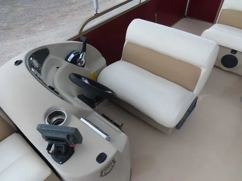 Slide: The Image of Bentley Pontoons 240 Fish SE 2016 - 16