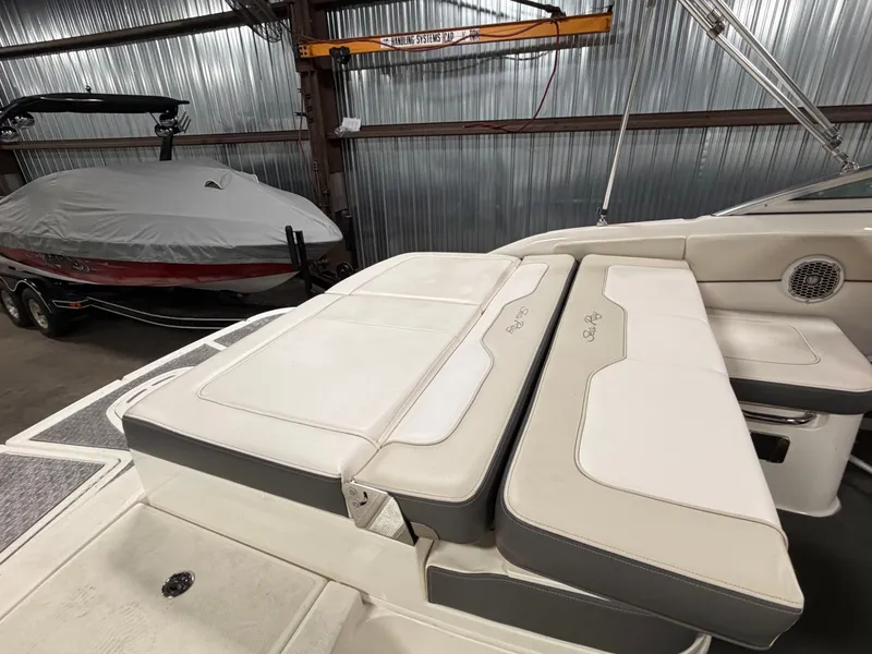 Slide: The Image of Sea Ray 220 Sundeck 2012 - 58