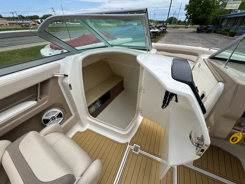 Slide: The Image of Interior of a 2011 Chaparral 246 SSi boat with cabin. - 18