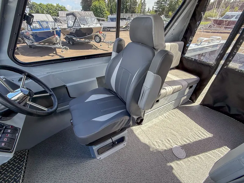Slide: The Image of Hewescraft 210 Sea Runner ET HT 2026 - 11