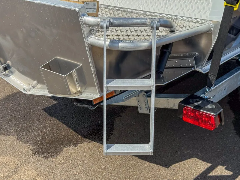 Slide: The Image of Hewescraft 210 Sea Runner ET HT 2026 - 22