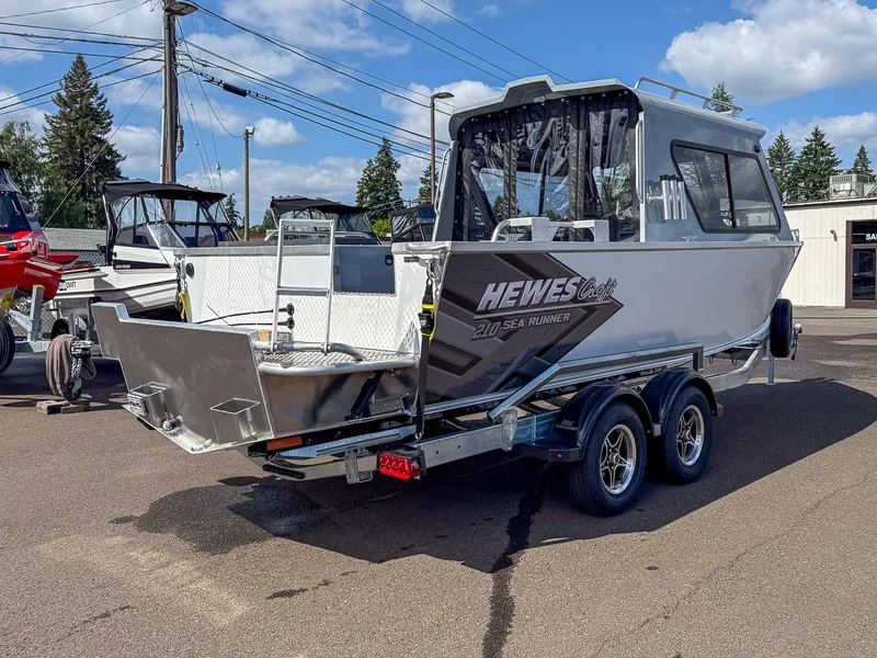 Slide: The Image of Hewescraft 210 Sea Runner ET HT 2026 - 3