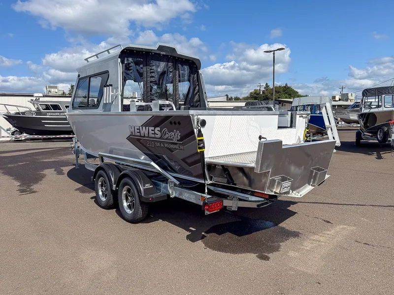 Slide: The Image of Hewescraft 210 Sea Runner ET HT 2026 - 5