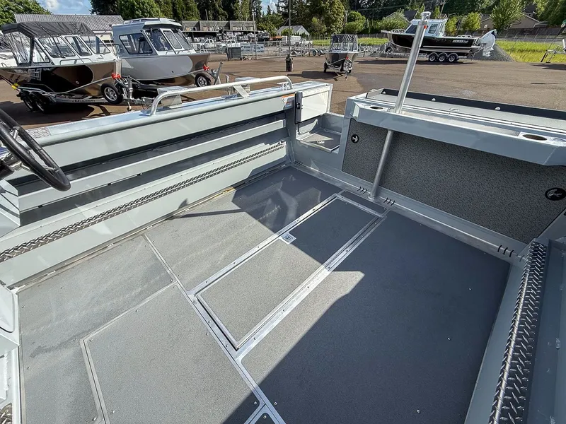 Slide: The Image of Hewescraft 240 Ocean Pro HT 2026 - 18