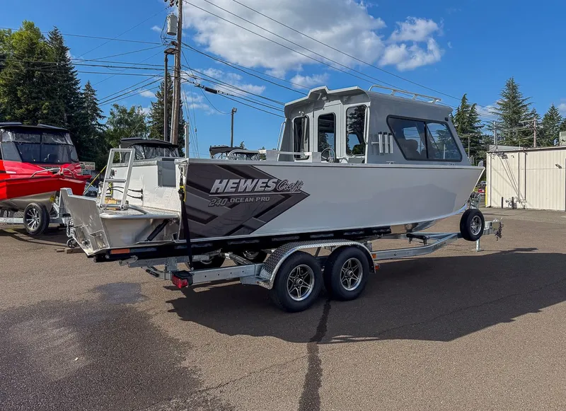 Slide: The Image of Hewescraft 240 Ocean Pro HT 2026 - 3