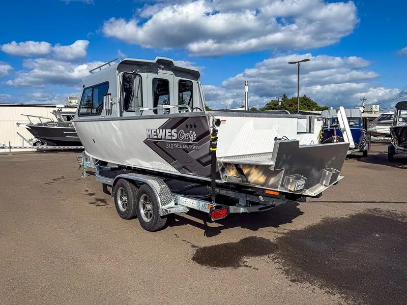Slide: The Image of Hewescraft 240 Ocean Pro HT 2026 - 5