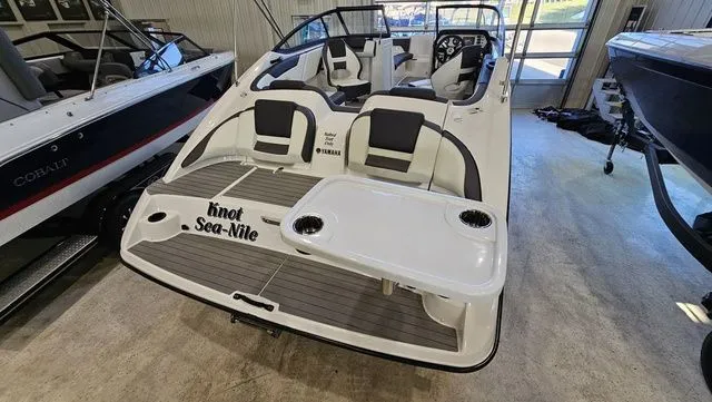 Slide: The Image of Yamaha SX210 2022 - 22