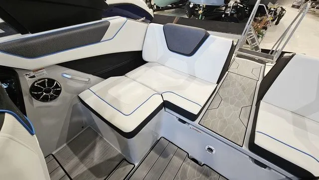 Slide: The Image of Yamaha 222XD 2023 - 10