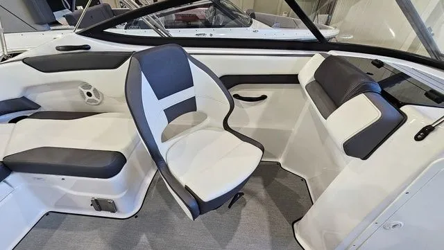 Slide: The Image of Yamaha SX210 2022 - 9