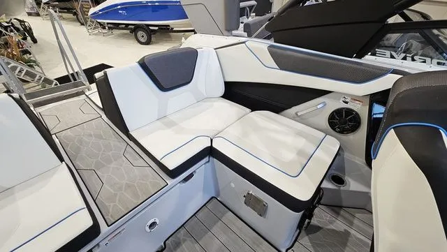 Slide: The Image of Yamaha 222XD 2023 - 9