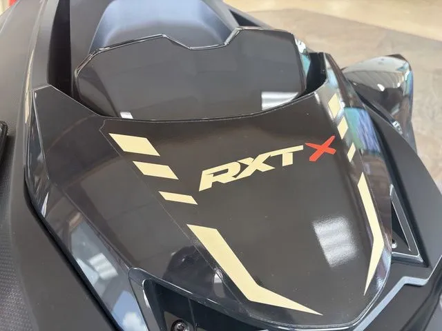 Slide: The Image of Sea-Doo RXT-X 2025 - 6