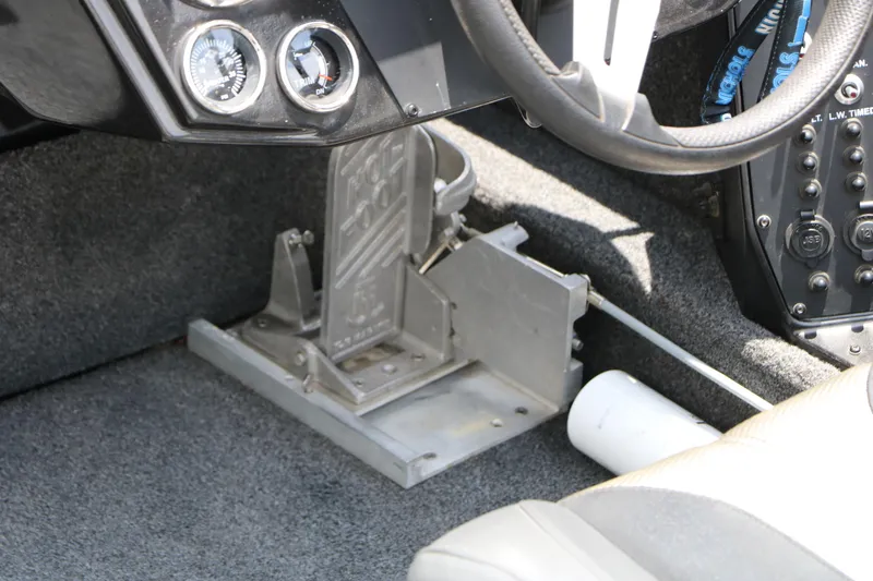 Slide: The Image of Interior of 2019 Vexus AVX 1980 boat showing steering wheel and control panel. - 19