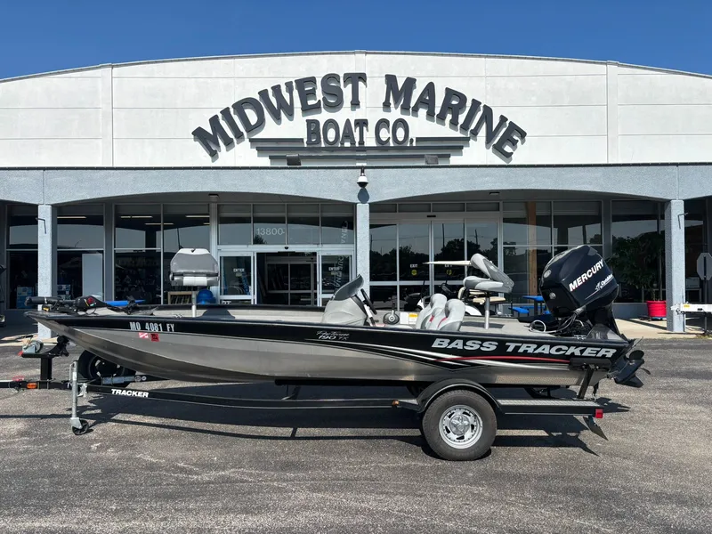 The Image of 2012 Tracker Pro Team 190 TX boat at Midwest Marine. - 1