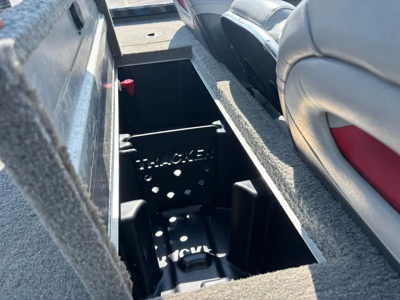 Slide: The Image of Interior of 2012 Tracker Pro Team 190 TX boat. - 14