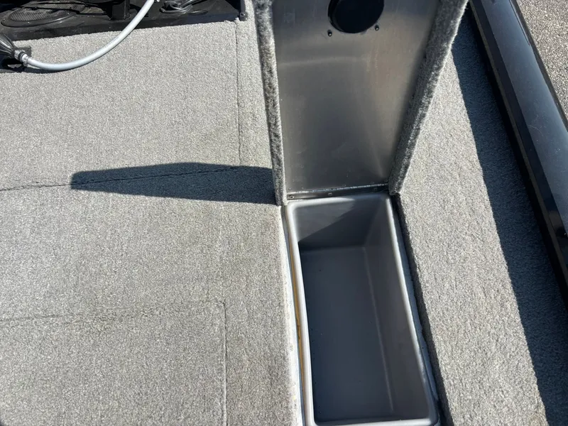Slide: The Image of Interior of a 2012 Tracker Pro Team 190 TX boat. - 16
