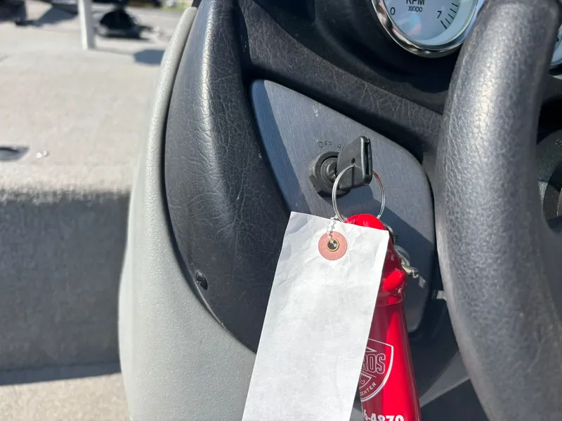 Slide: The Image of Ignition key in Tracker Pro Team 190 TX boat, year 2012. - 33