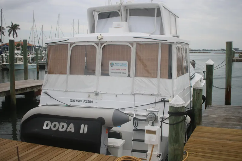 Slide: The Image of 1998 Mainship 47 Motor Yacht docked in Longwood, Florida marina. - 5