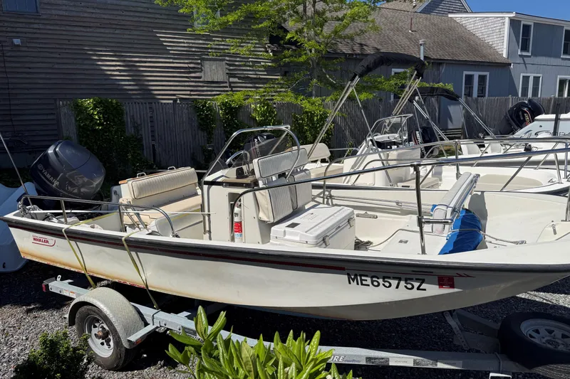 The Image of Boston Whaler 17 Montauk 1994 - 0