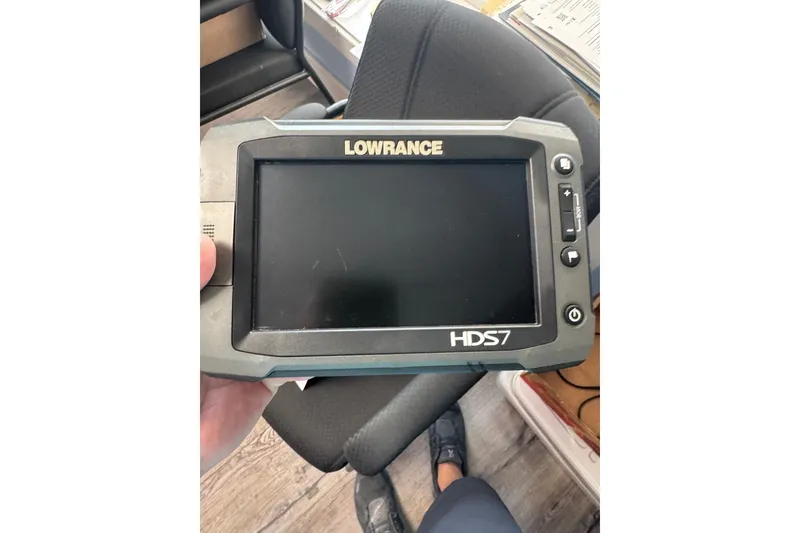 Slide: The Image of Lowrance HDS7 fishfinder on a 2016 Carolina Skiff 18 JVX CC boat. - 12