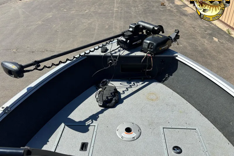 Slide: The Image of 2020 Starcraft Renegade 178 DC boat with Minn Kota trolling motor on deck. - 9
