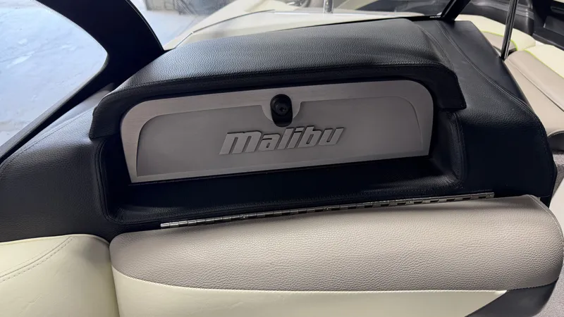 Slide: The Image of Malibu Wakesetter 23 LSV 2014 - 54
