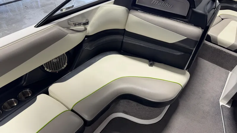 Slide: The Image of Malibu Wakesetter 23 LSV 2014 - 49