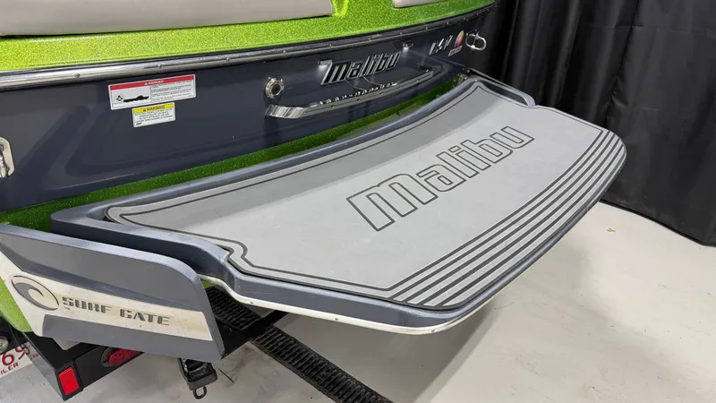 Slide: The Image of Malibu Wakesetter 23 LSV 2014 - 9