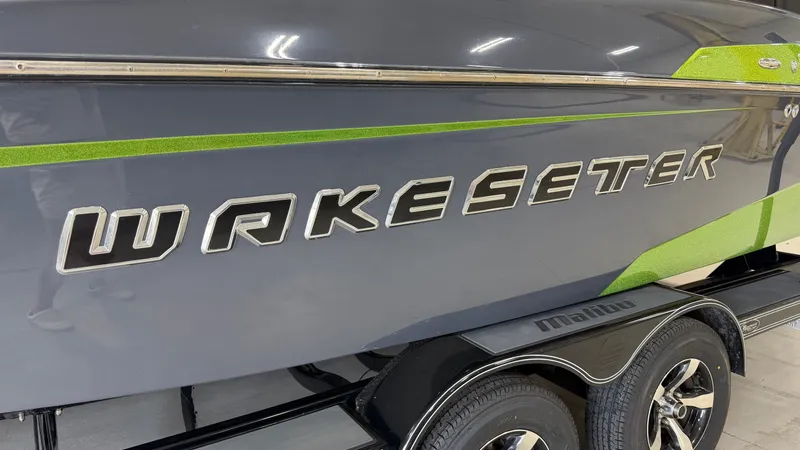 Slide: The Image of Malibu Wakesetter 23 LSV 2014 - 106