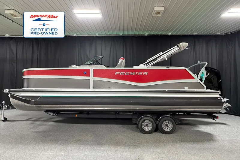 Slide: The Image of Premier 250 Solaris Sport 2024 - 0