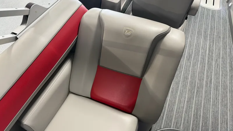 Slide: The Image of Premier 250 Solaris Sport 2024 - 35