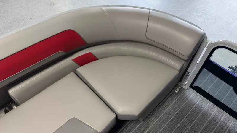 Slide: The Image of Premier 250 Solaris Sport 2024 - 86