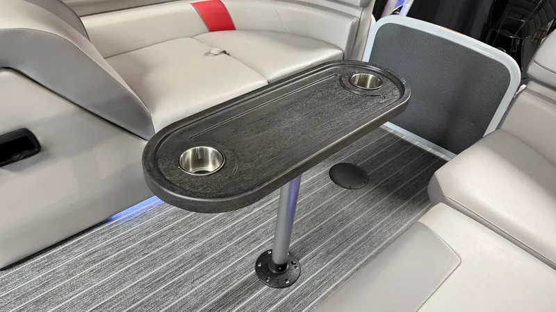 Slide: The Image of Premier 250 Solaris Sport 2024 - 37