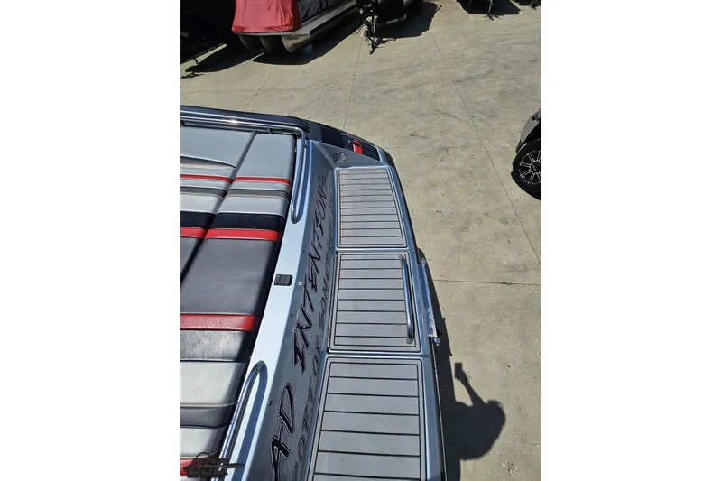 Slide: The Image of 2012 Formula 353 FASTech boat with sleek seating and deck design. - 33