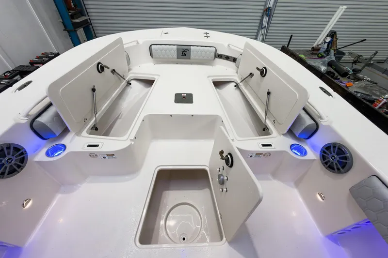 Slide: The Image of Interior view of 2026 Carolina Skiff 24 Ultra Elite boat deck. - 33