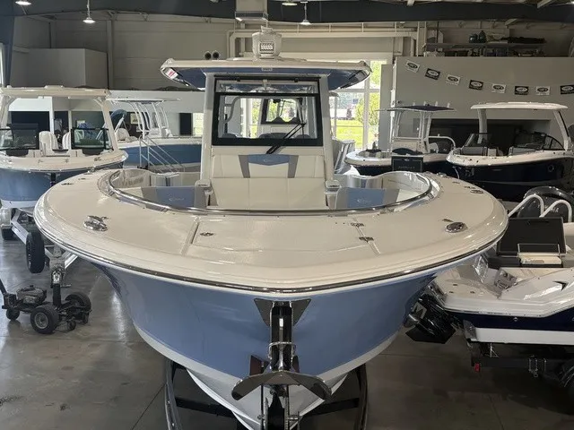 Slide: The Image of Robalo R360 Center Console 2023 - 11