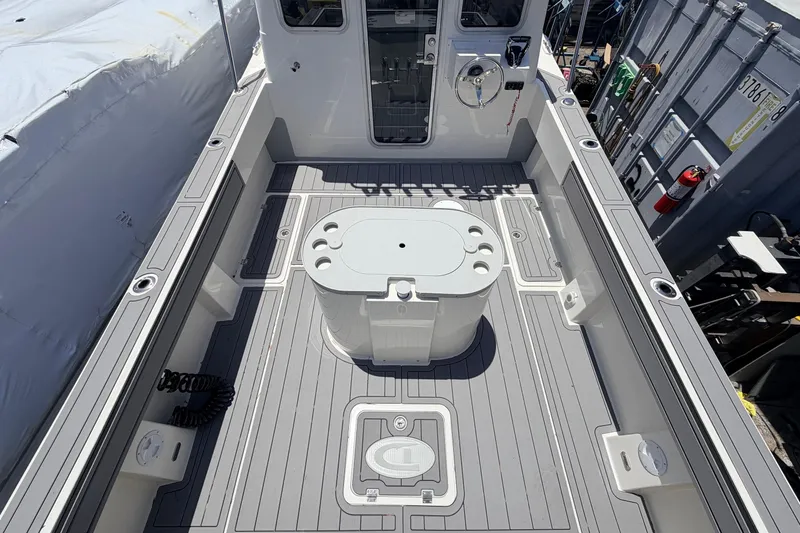 Slide: The Image of 2026 Defiance Admiral 270 EX boat deck with modern design and spacious layout. - 15