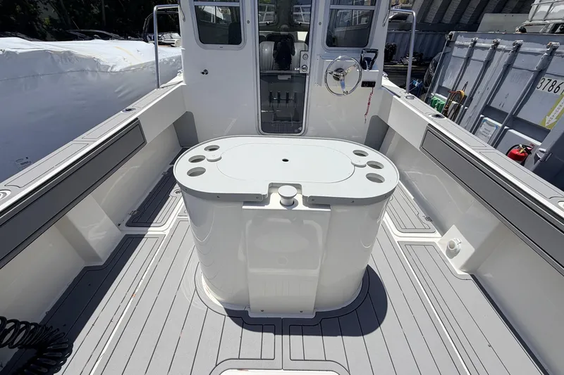 Slide: The Image of 2026 Defiance Admiral 270 EX boat interior with sleek design and modern amenities. - 20