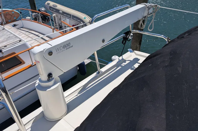 Slide: The Image of 2006 North Pacific 42 Pilothouse with WD600 Steelhead Marine crane on deck. - 17