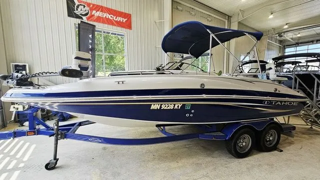 The Image of Tahoe 215 Xi 2012 - 1